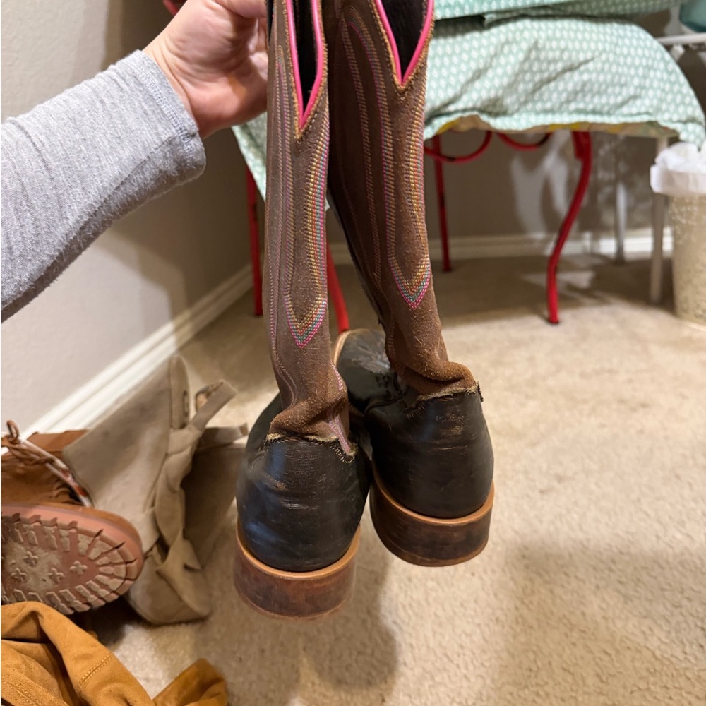 Brown Square Toe Cowboy Women’s Cowboy Boots with Pink Trim - Picture 4 of 6